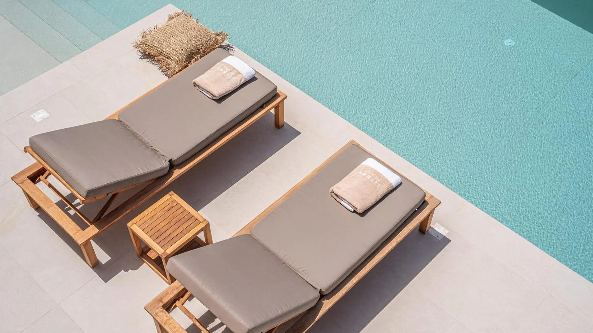Lithos Art Villas Svoronata