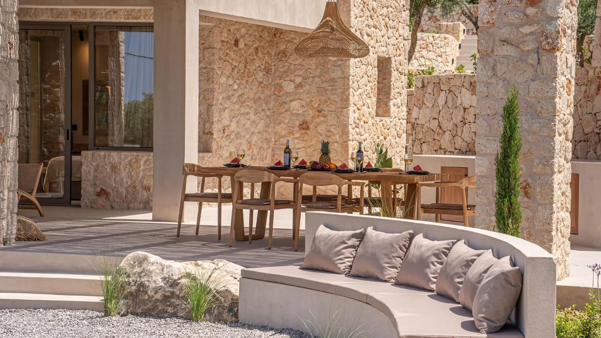 Hotel Lithos Art Villas Svoronata Greece