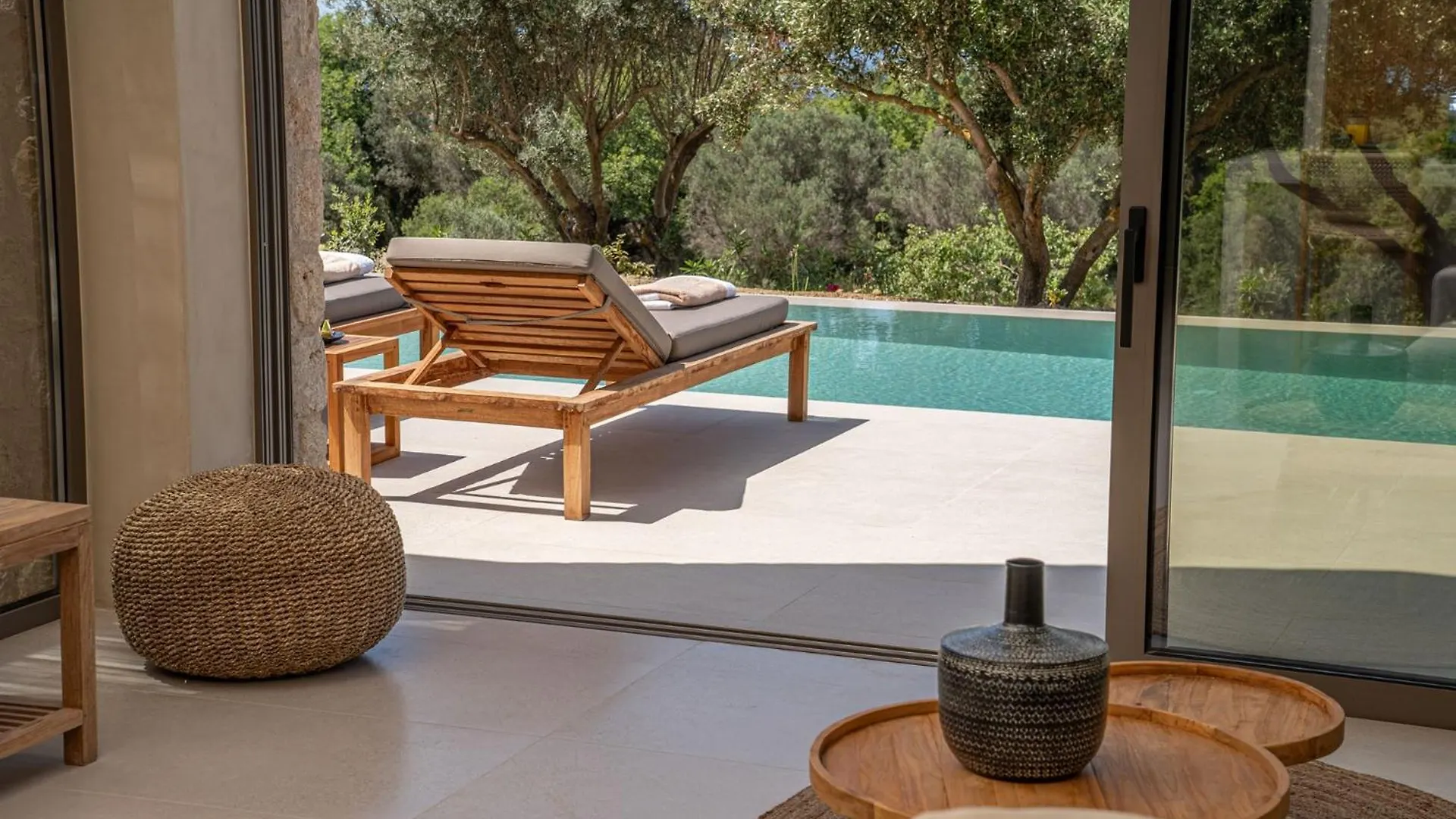 Hotel Lithos Art Villas Svoronata