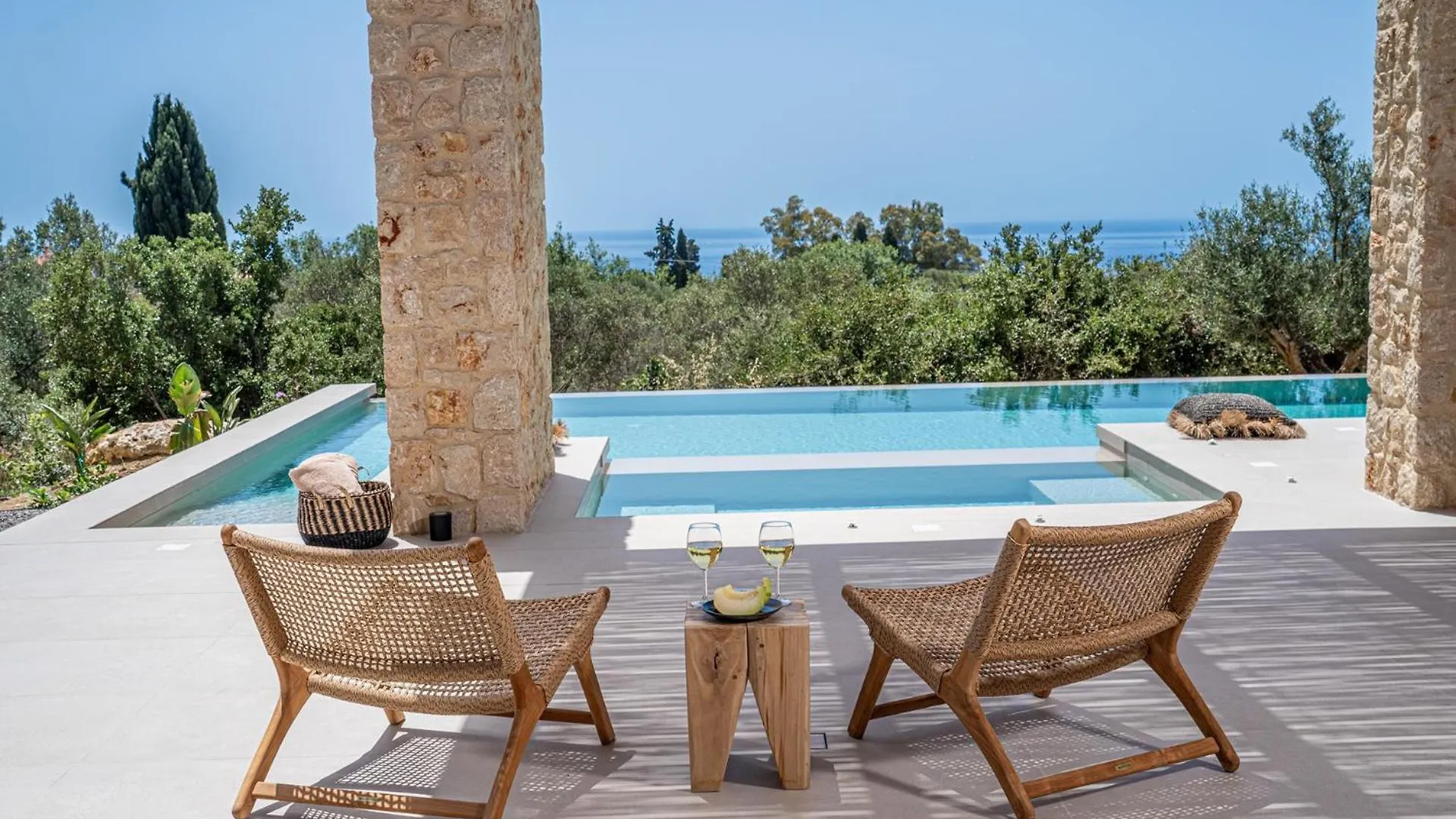 Lithos Art Villas Svoronata