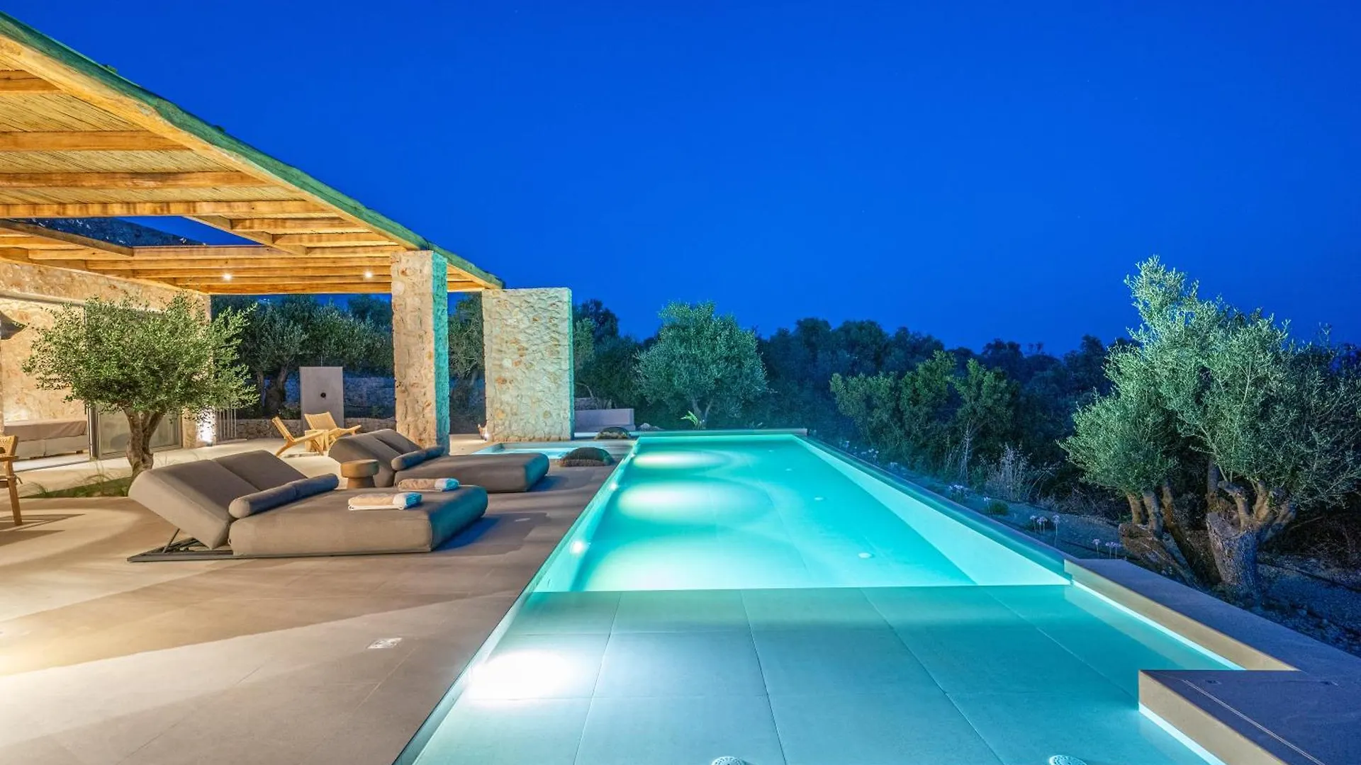 Lithos Art Villas Svoronata Greece