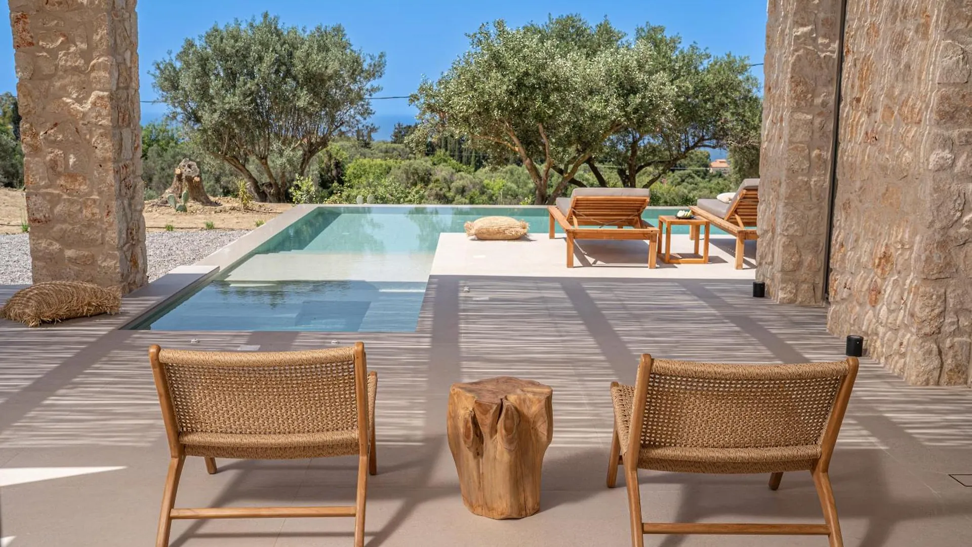 Lithos Art Villas Svoronata