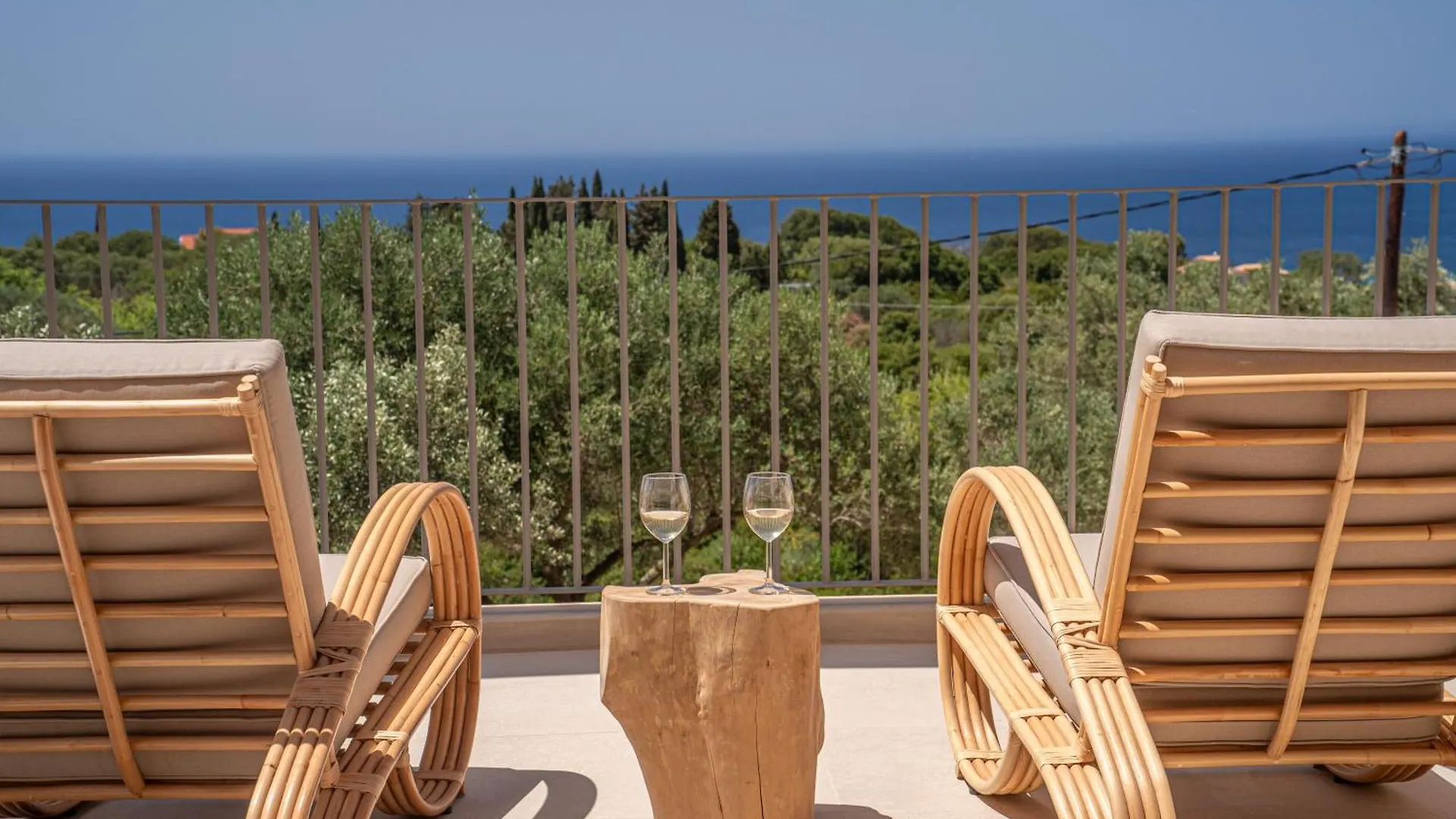 Lithos Art Villas Svoronata