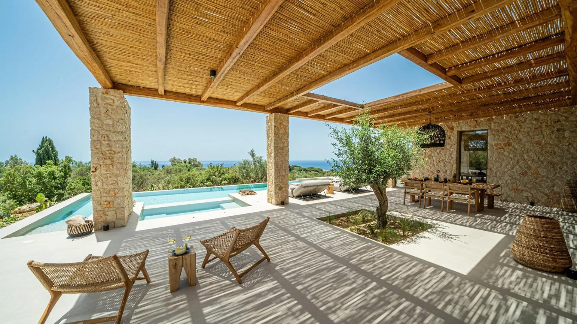 Lithos Art Villas Svoronata Hotel